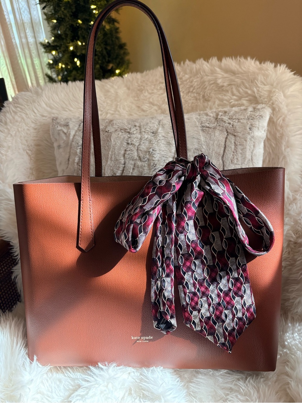 kate spade Brown Leather large Tote with Silk Tie Accent,  tote like new